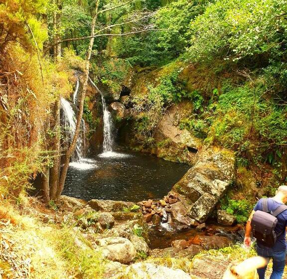 مبيت وإفطار Casa Natura Galicia