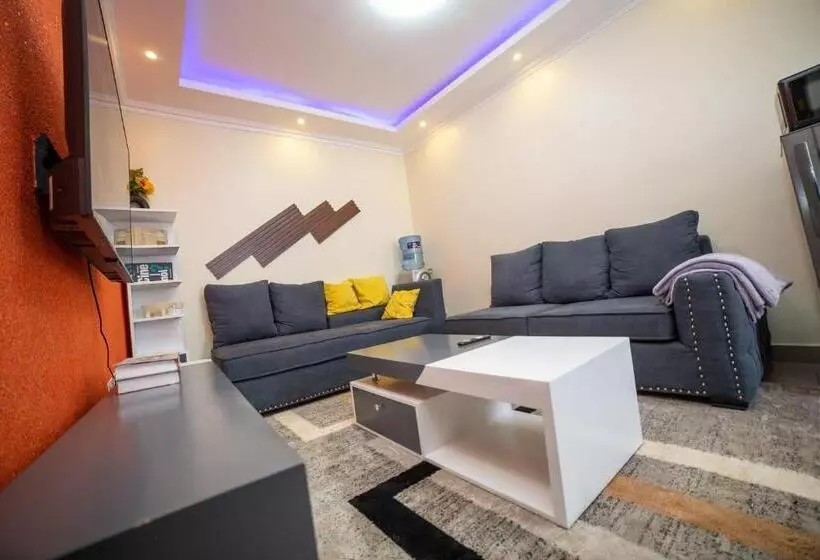 تختخواب و صبحانه Tegera Homes