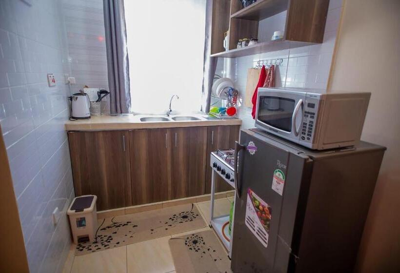 تختخواب و صبحانه Tegera Homes