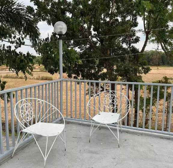 Hotelli Arzel S Tiny House