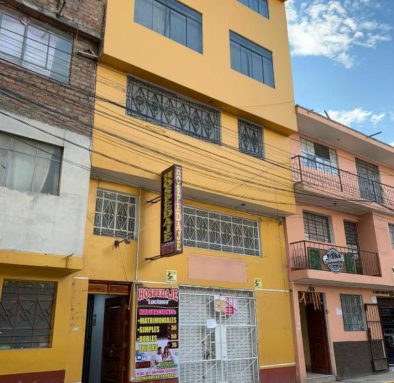 هتل Hospedaje Luciano
