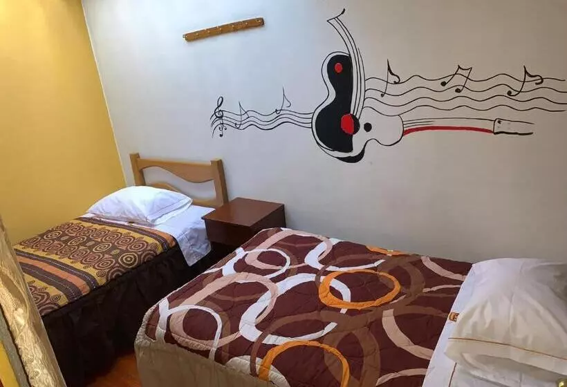 هتل Hospedaje Luciano