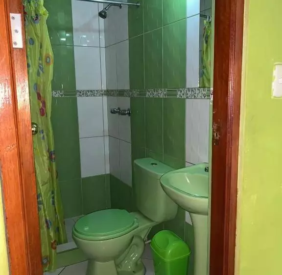 هتل Hospedaje Luciano