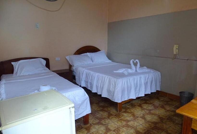 Отель Hostal Ucayali