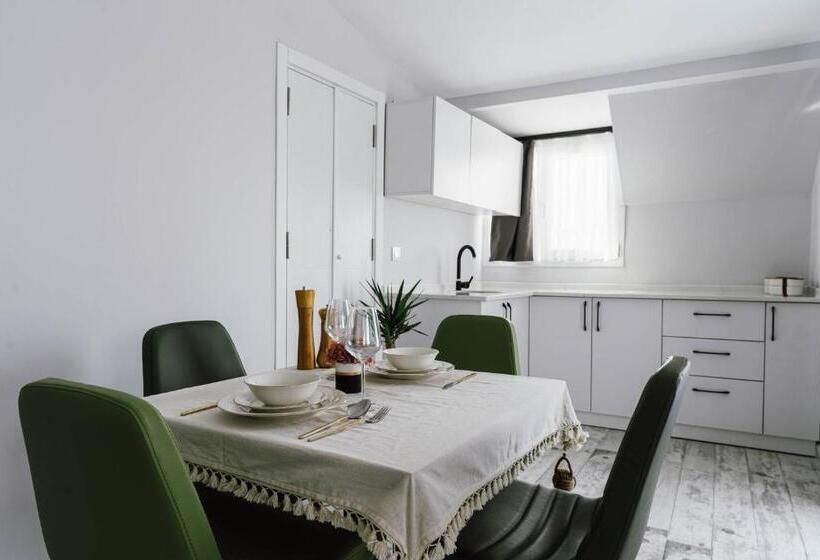 Lux Apart At Terrace