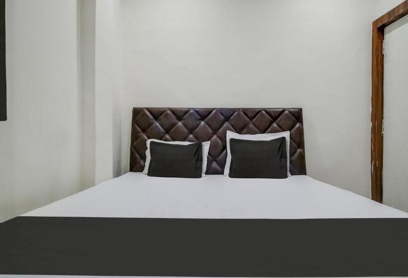 בית מלון כפרי O Om