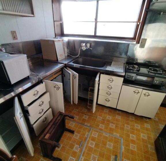 Pensjonat Private Twin Room In Ishinomaki, Max 4 Person, Non Smoke, Free Parking, Cat Island 2