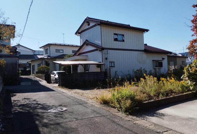 Pensjonat Private Twin Room In Ishinomaki, Max 4 Person, Non Smoke, Free Parking, Cat Island 2