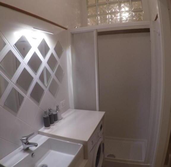 پانسیون Garibaldi Guest House