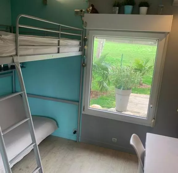 ペンション Sur Les Routes Du Débarquement   Chambre Quadruple