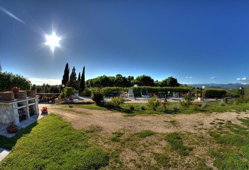 مبيت وإفطار Agriturismo Poggio Del Drago