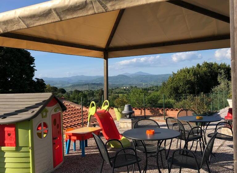 مبيت وإفطار Agriturismo Poggio Del Drago