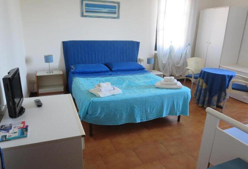 ベッドアンドブレックファースト Belvedere Sul Mare