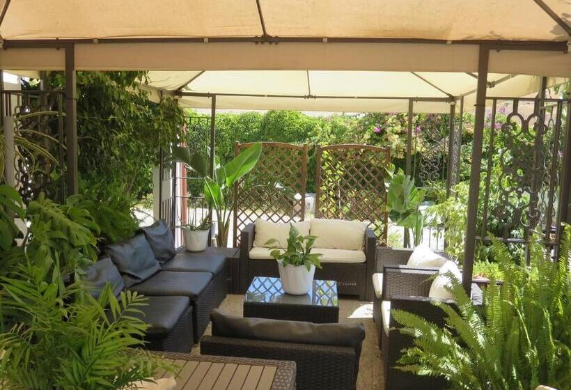 ベッドアンドブレックファースト Belvedere Sul Mare