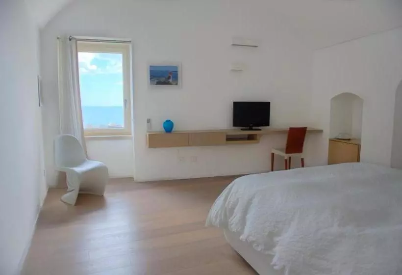 ベッドアンドブレックファースト Moma Suites Private Beach