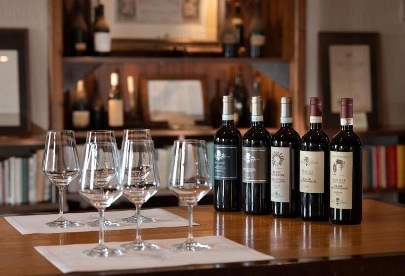 צימר Rocche Costamagna Art Suites