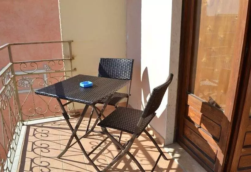 تختخواب و صبحانه Sa Marina