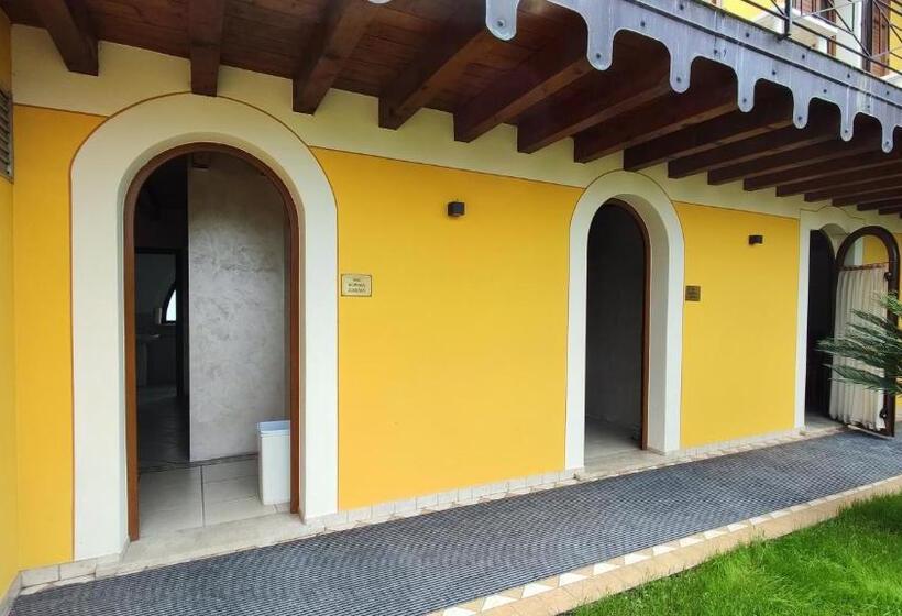 ホテル Albergo Le Piante