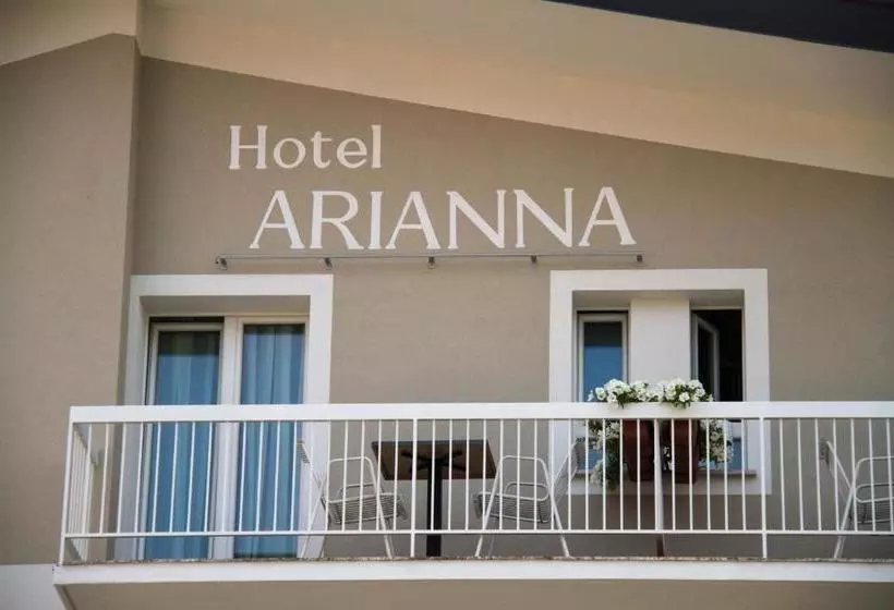 ホテル Arianna