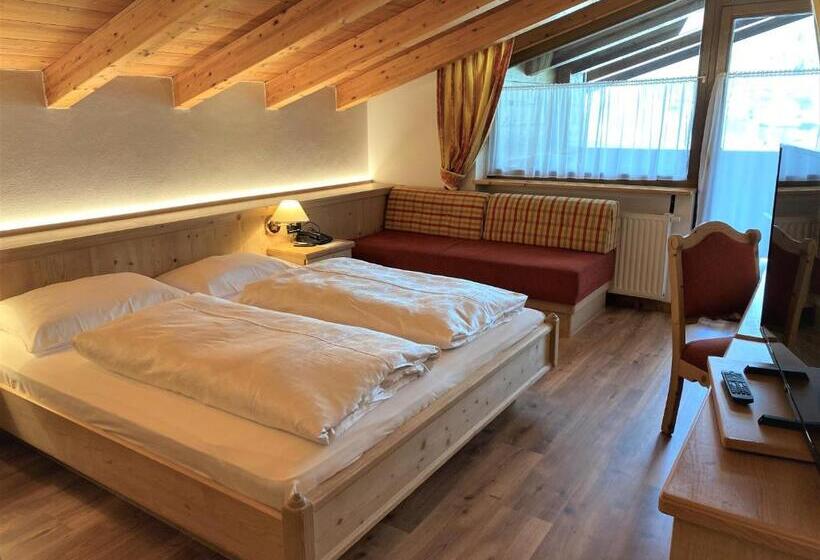 בית מלון כפרי Armin