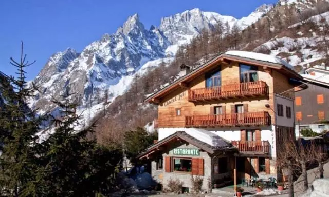ホテル Chalet Joli