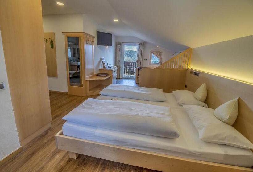 ホテル Drei Birken