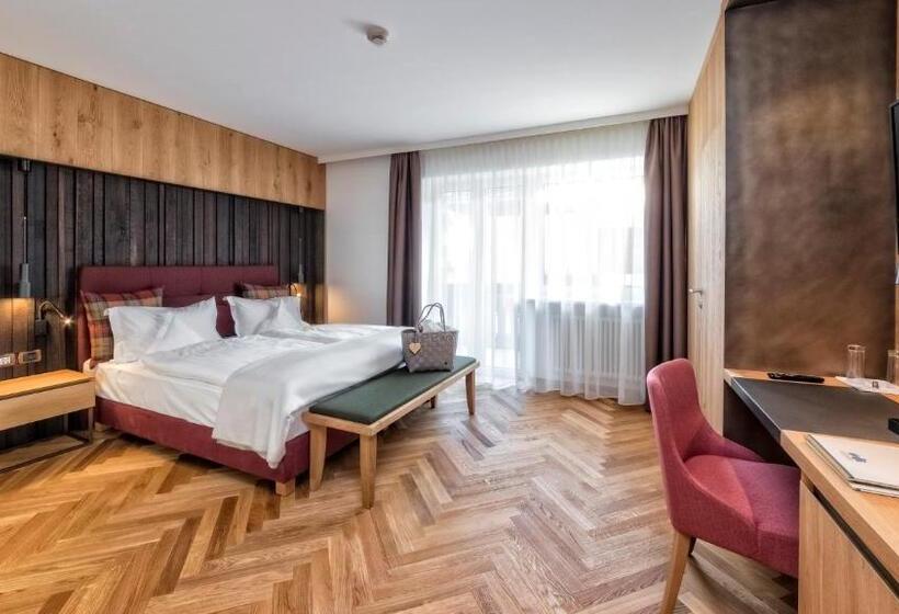 בית מלון כפרי Genziana