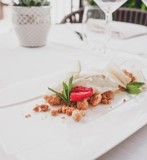 בית מלון כפרי Genziana