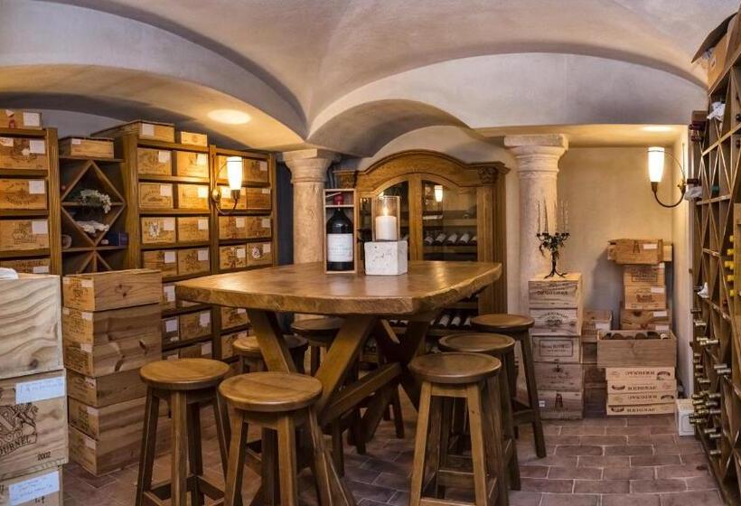 בית מלון כפרי Genziana