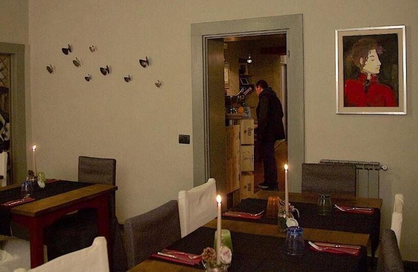 בית מלון כפרי La Bussola Da Gino