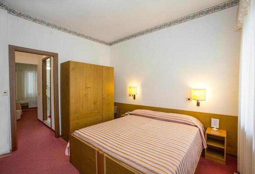 בית מלון כפרי Lido