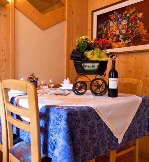 酒店 Pension Enzian