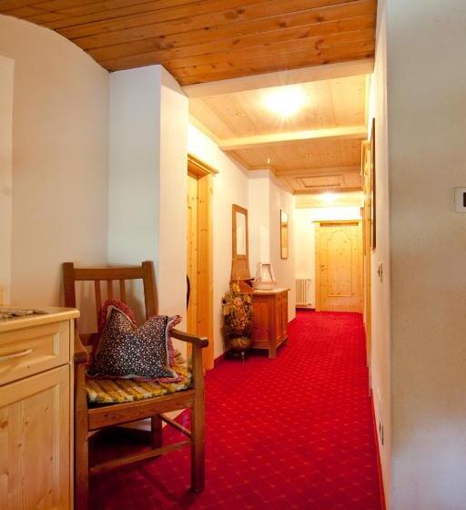 酒店 Pension Enzian