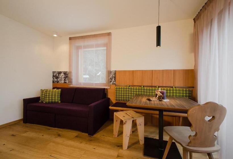 酒店 Pension Haus Tirol