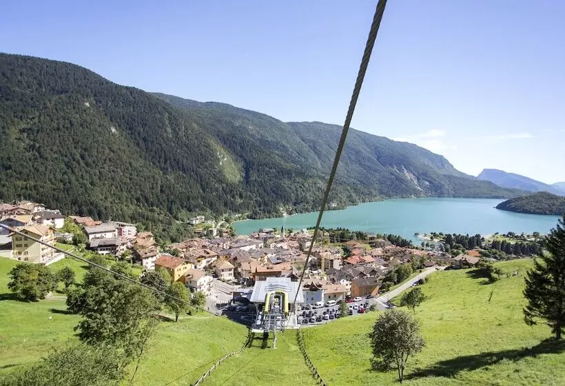 Hotelli Piccola Baita