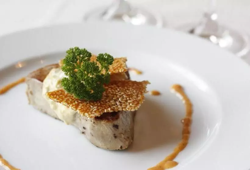 Hotelli Relais Reggia Domizia