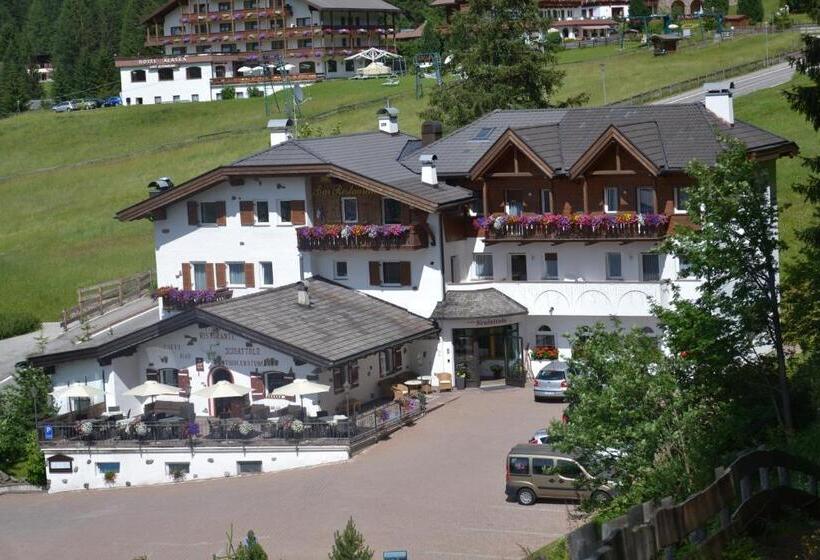 Отель Scoiattolo