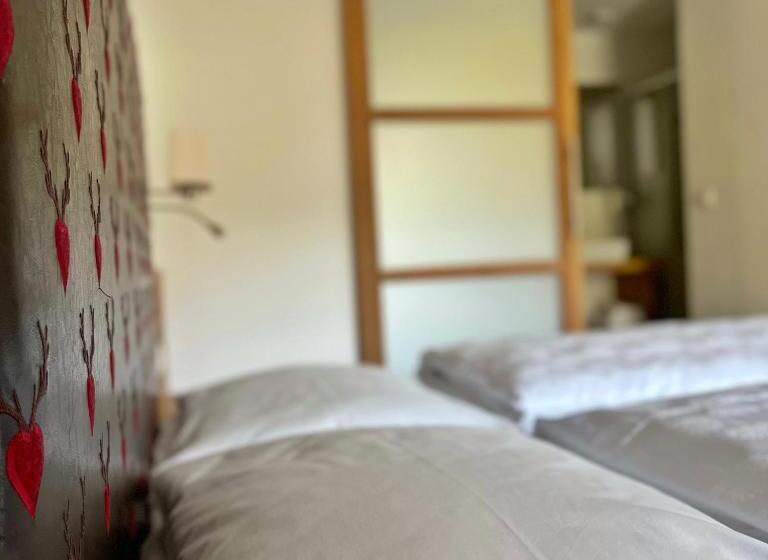 ホテル Zur Brücke   Your Home In Heart Of South Tyrol, With Brixencard And Free Parking