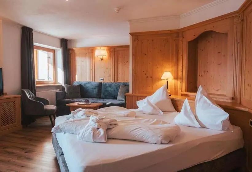 Parkhotel Holzerhof