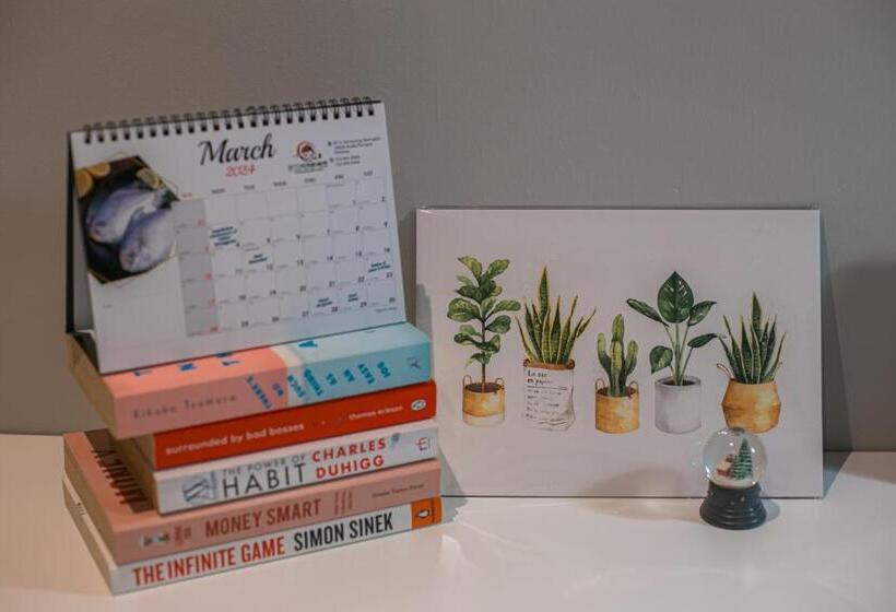 هاستل Bluewaters Collab Quarters