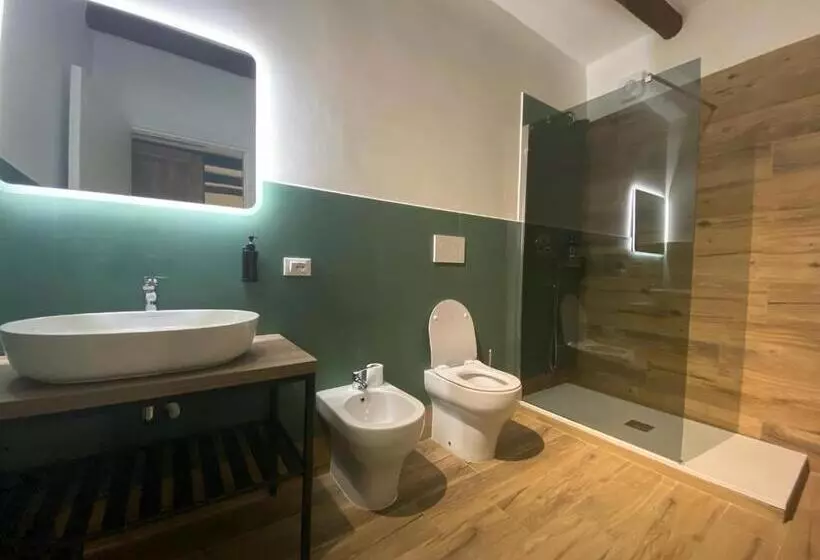 Aamiaismajoitus (B&B) La Sosta Nel Borgo