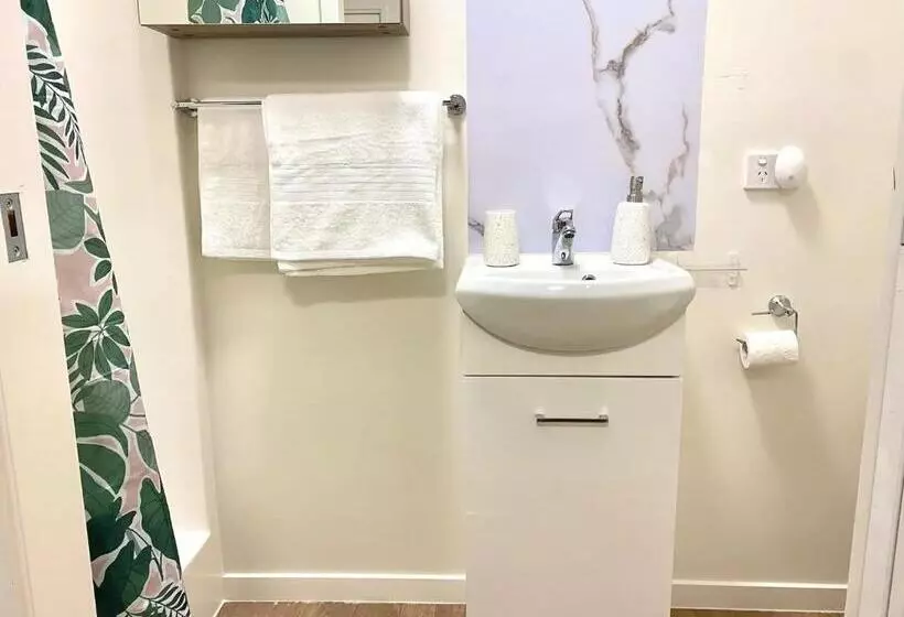 Aamiaismajoitus (B&B) Entire Self Contained Cabin On The Beautiful Mountain