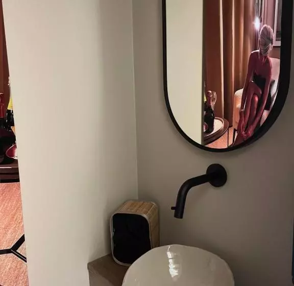 ベッドアンドブレックファースト Suite & Vins   Gîte D’exception