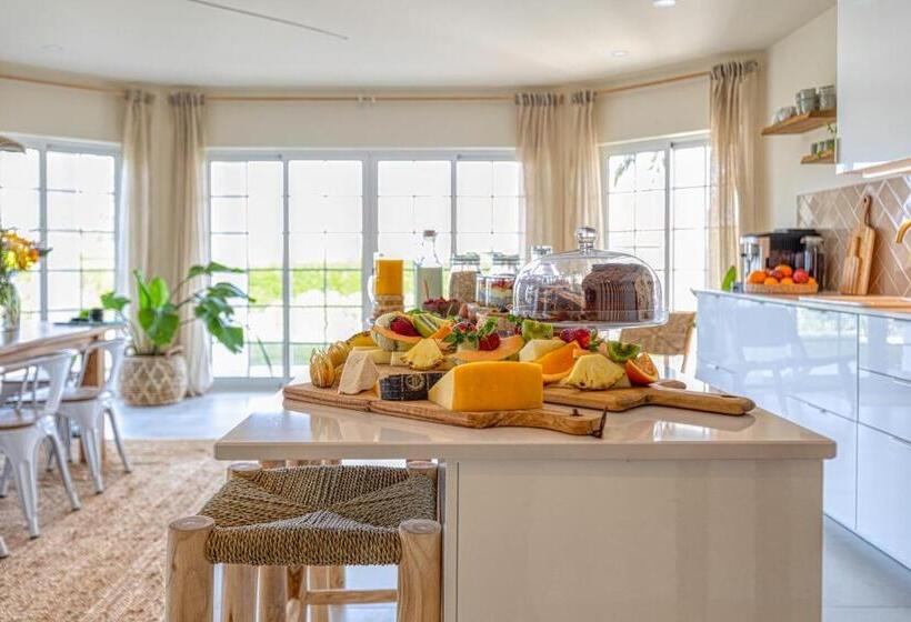 مبيت وإفطار Sunday Morning Guesthouse