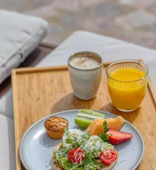 تختخواب و صبحانه Sunday Morning Guesthouse