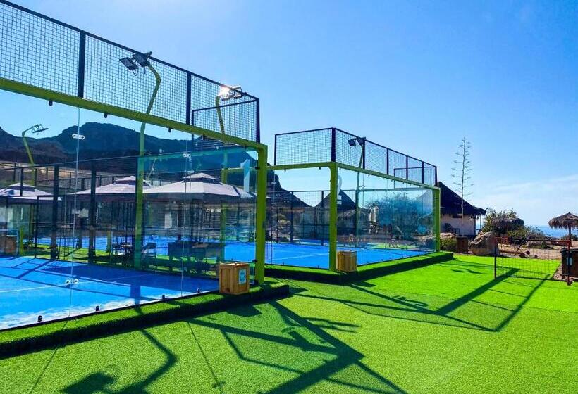 هتل Cabañas Caleta Hueso