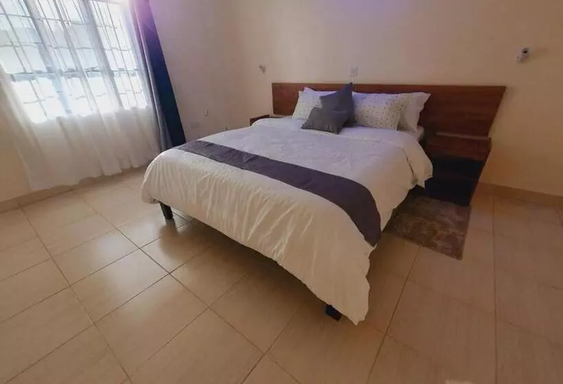 هتل Comfort E Suites