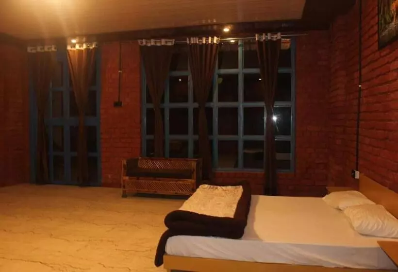 ホテル Corbett Safari Room & Adventure