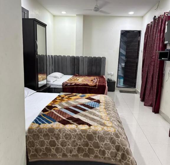 Fabhotel Mantra Residency