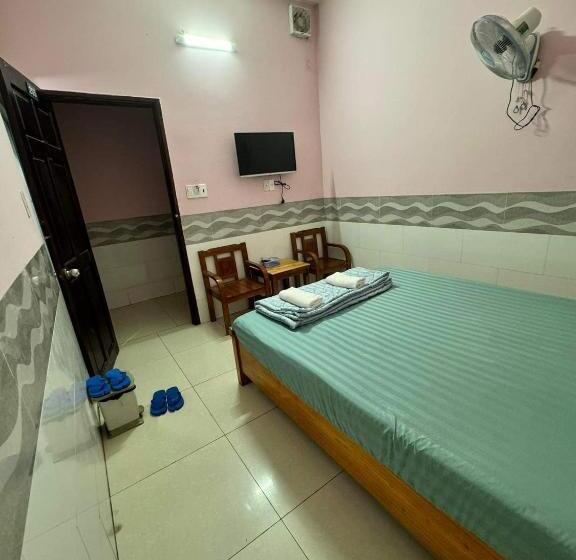 هتل Nhà Nghỉ Hà Anh